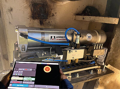 Amberg Technologies – Vermessung – Geomatik – Digitale Infrastruktur – Bahntechnik – Amberg Rail – Gleisvermessung – Gleisinspektion – Gleisdokumentation – Gleisgeometrie EN 13848 – Railway Track Survey – Railway Track As-Built – Railway Track Measurement – Track Measurement Trolley – Railway Track Alignment – Track Defects – Track Documentation – Track Cant Measurement – Track Gauge Measurement – Slab Track Adjustment – Slab Track Acceptance – Railway Tamping Measurement – Structural Gauging – Railway Track Clearance – Clearance Analysis – Dynamische Durchfahrtsräume – Dynamic Clearance – Dynamic Envelope – IMU – Inertial Measurement Unit – Tunnelbau – Amberg Tunnel – Tunnelvermessung & Monitoring – Tunnel Laser Scanning – Tunnelprofile – Tunnel Excavation Control – TBM – Drill and Blast – Shotcrete – Spritzbeton – Geophysik – Amberg TSP – Tunnel Seismic Prediction – Geological Forecasting – Fault Detection – Rock Mass – Impact Hammer – Continuous Forecasting – Digitale Zwillinge – Präzisionsmessung – Monitoring-Lösungen – Civil Engineering – Innovation im Untertagebau – High-Accuracy Surveying Systems