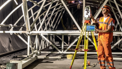 Amberg Technologies – Vermessung – Geomatik – Digitale Infrastruktur – Bahntechnik – Amberg Rail – Gleisvermessung – Gleisinspektion – Gleisdokumentation – Gleisgeometrie EN 13848 – Railway Track Survey – Railway Track As-Built – Railway Track Measurement – Track Measurement Trolley – Railway Track Alignment – Track Defects – Track Documentation – Track Cant Measurement – Track Gauge Measurement – Slab Track Adjustment – Slab Track Acceptance – Railway Tamping Measurement – Structural Gauging – Railway Track Clearance – Clearance Analysis – Dynamische Durchfahrtsräume – Dynamic Clearance – Dynamic Envelope – IMU – Inertial Measurement Unit – Tunnelbau – Amberg Tunnel – Tunnelvermessung & Monitoring – Tunnel Laser Scanning – Tunnelprofile – Tunnel Excavation Control – TBM – Drill and Blast – Shotcrete – Spritzbeton – Geophysik – Amberg TSP – Tunnel Seismic Prediction – Geological Forecasting – Fault Detection – Rock Mass – Impact Hammer – Continuous Forecasting – Digitale Zwillinge – Präzisionsmessung – Monitoring-Lösungen – Civil Engineering – Innovation im Untertagebau – High-Accuracy Surveying Systems