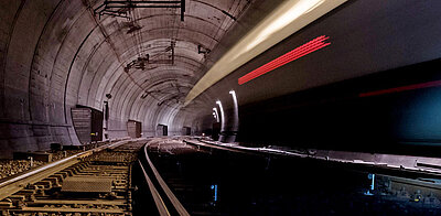 Amberg Technologies – Vermessung – Geomatik – Digitale Infrastruktur – Bahntechnik – Amberg Rail – Gleisvermessung – Gleisinspektion – Gleisdokumentation – Gleisgeometrie EN 13848 – Railway Track Survey – Railway Track As-Built – Railway Track Measurement – Track Measurement Trolley – Railway Track Alignment – Track Defects – Track Documentation – Track Cant Measurement – Track Gauge Measurement – Slab Track Adjustment – Slab Track Acceptance – Railway Tamping Measurement – Structural Gauging – Railway Track Clearance – Clearance Analysis – Dynamische Durchfahrtsräume – Dynamic Clearance – Dynamic Envelope – IMU – Inertial Measurement Unit – Tunnelbau – Amberg Tunnel – Tunnelvermessung & Monitoring – Tunnel Laser Scanning – Tunnelprofile – Tunnel Excavation Control – TBM – Drill and Blast – Shotcrete – Spritzbeton – Geophysik – Amberg TSP – Tunnel Seismic Prediction – Geological Forecasting – Fault Detection – Rock Mass – Impact Hammer – Continuous Forecasting – Digitale Zwillinge – Präzisionsmessung – Monitoring-Lösungen – Civil Engineering – Innovation im Untertagebau – High-Accuracy Surveying Systems