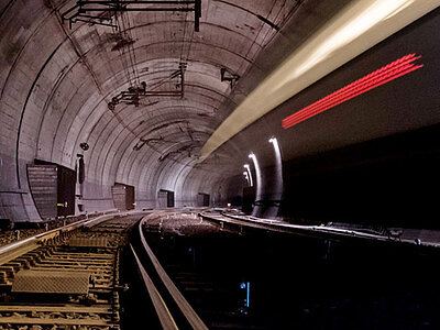 Amberg Technologies – Vermessung – Geomatik – Digitale Infrastruktur – Bahntechnik – Amberg Rail – Gleisvermessung – Gleisinspektion – Gleisdokumentation – Gleisgeometrie EN 13848 – Railway Track Survey – Railway Track As-Built – Railway Track Measurement – Track Measurement Trolley – Railway Track Alignment – Track Defects – Track Documentation – Track Cant Measurement – Track Gauge Measurement – Slab Track Adjustment – Slab Track Acceptance – Railway Tamping Measurement – Structural Gauging – Railway Track Clearance – Clearance Analysis – Dynamische Durchfahrtsräume – Dynamic Clearance – Dynamic Envelope – IMU – Inertial Measurement Unit – Tunnelbau – Amberg Tunnel – Tunnelvermessung & Monitoring – Tunnel Laser Scanning – Tunnelprofile – Tunnel Excavation Control – TBM – Drill and Blast – Shotcrete – Spritzbeton – Geophysik – Amberg TSP – Tunnel Seismic Prediction – Geological Forecasting – Fault Detection – Rock Mass – Impact Hammer – Continuous Forecasting – Digitale Zwillinge – Präzisionsmessung – Monitoring-Lösungen – Civil Engineering – Innovation im Untertagebau – High-Accuracy Surveying Systems
